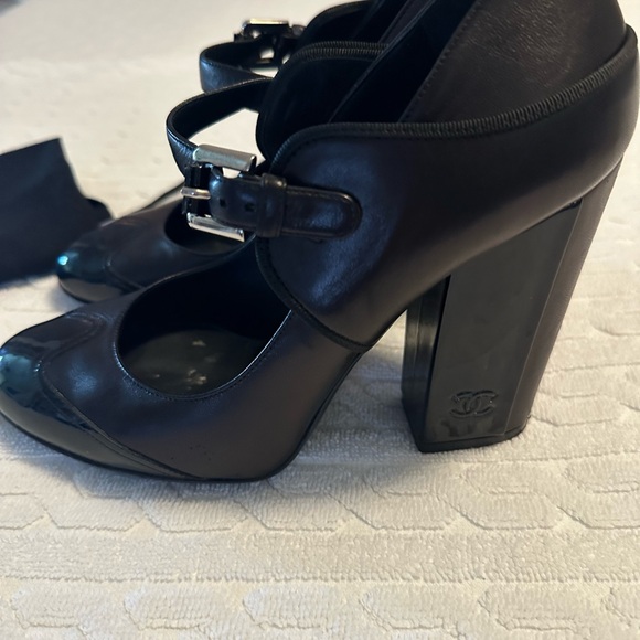 CHANEL heels size 38 - Picture 9 of 9